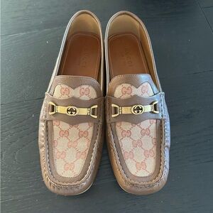 Gucci Interlocking G Loafers